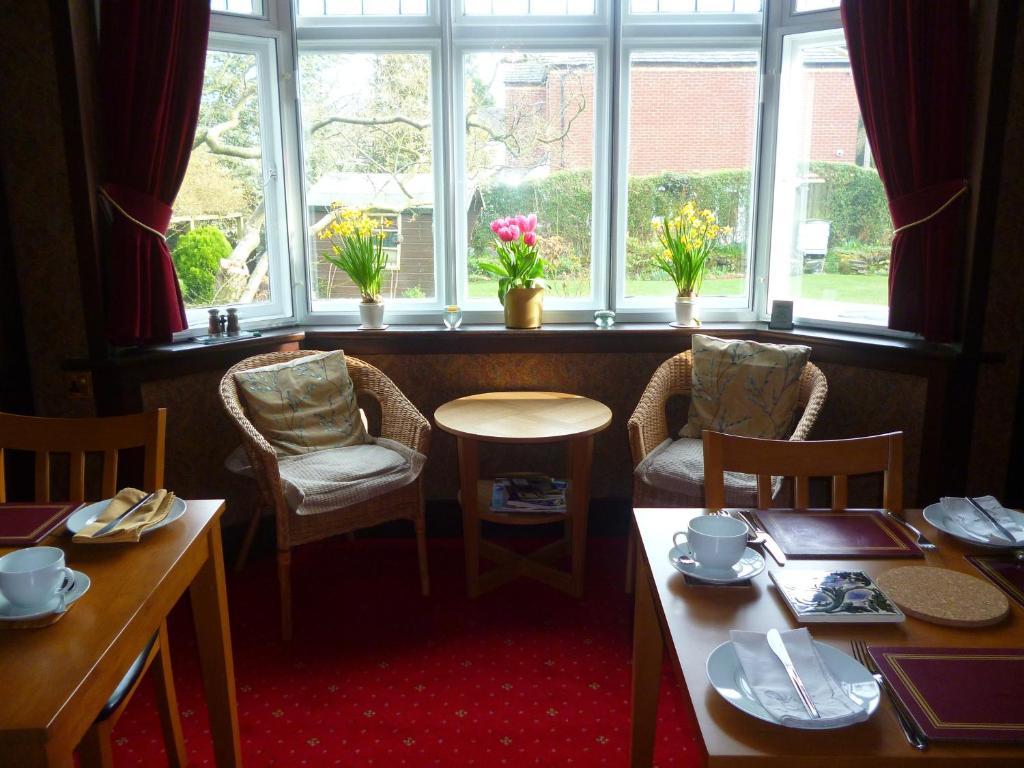 The Stanage B&B Telford Bagian luar foto